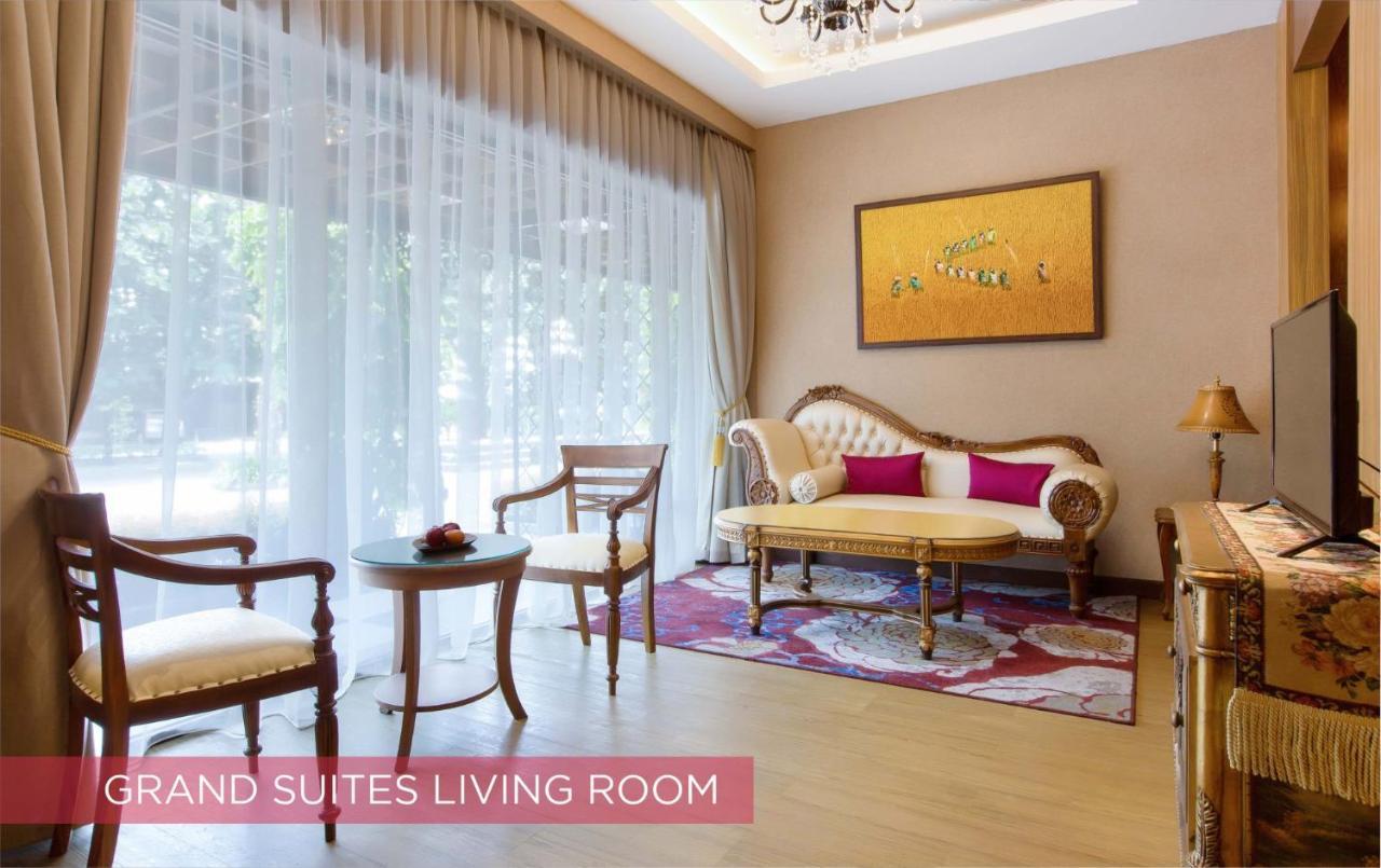 Ramada Suites By Wyndham Solo Екстер'єр фото